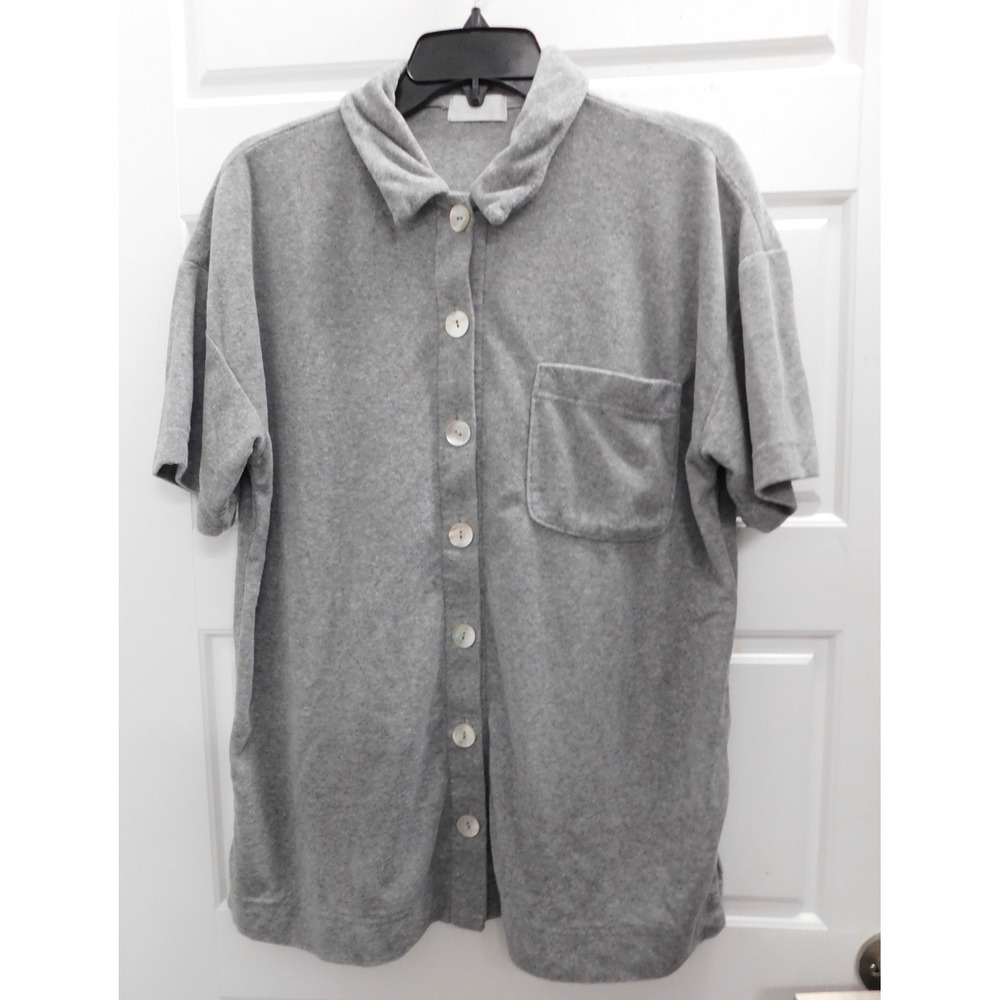 Isalis Nia Women Gray Knit Short Sleeve Button Down Top Blouse